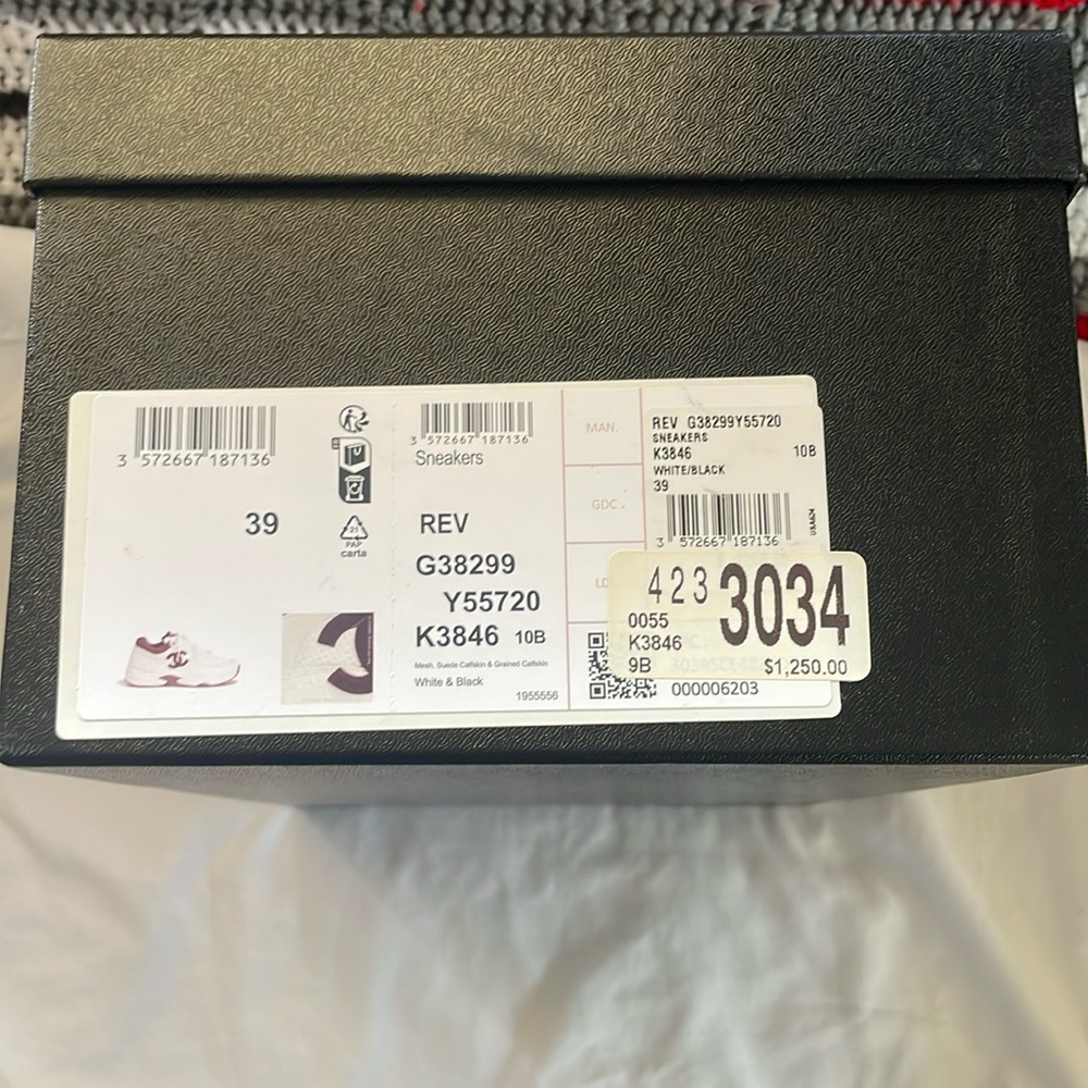 Chanel Sneakers K3846